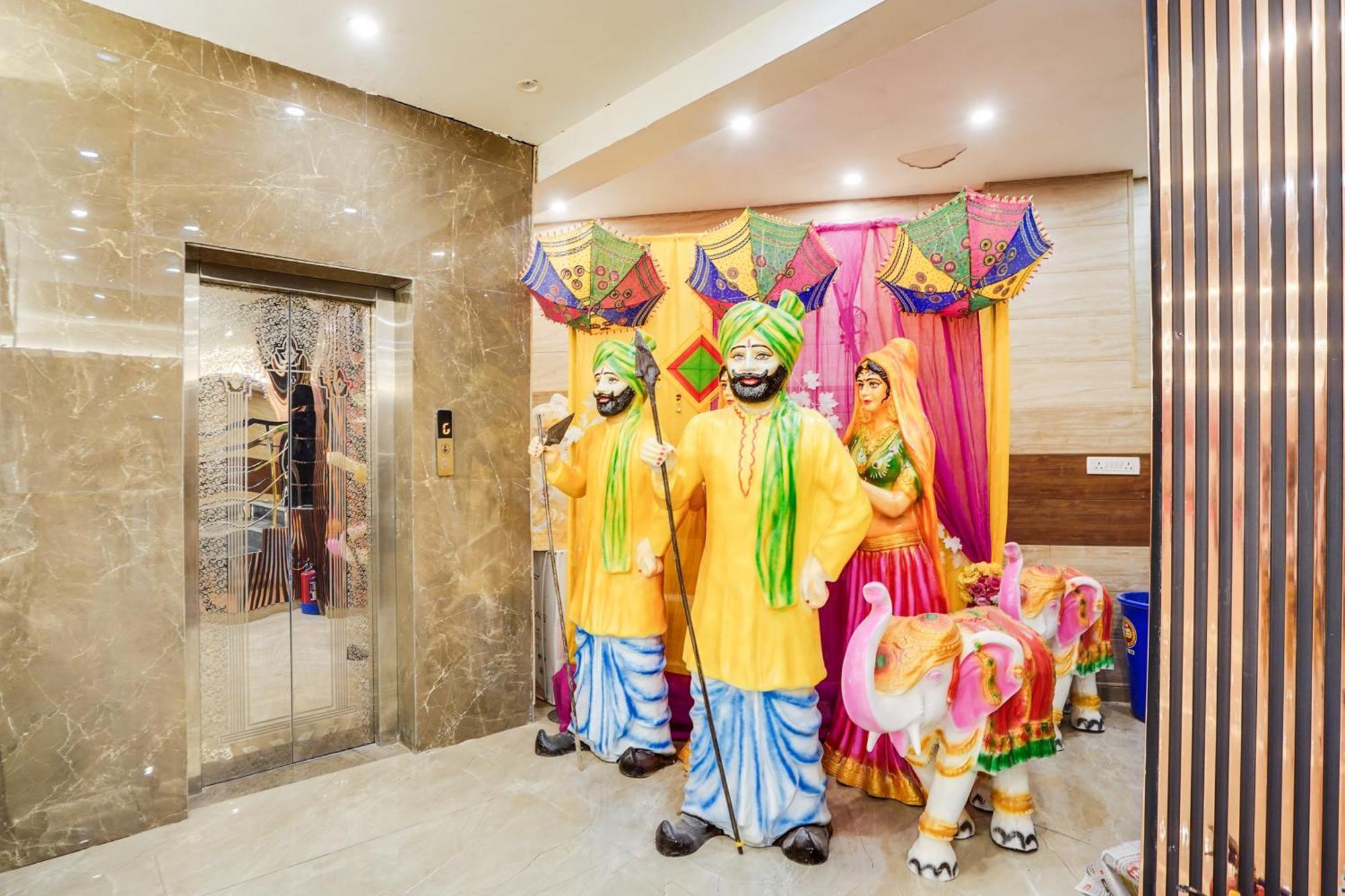 Hotel Super Townhouse The Royal Casa à Ghaziabad Extérieur photo